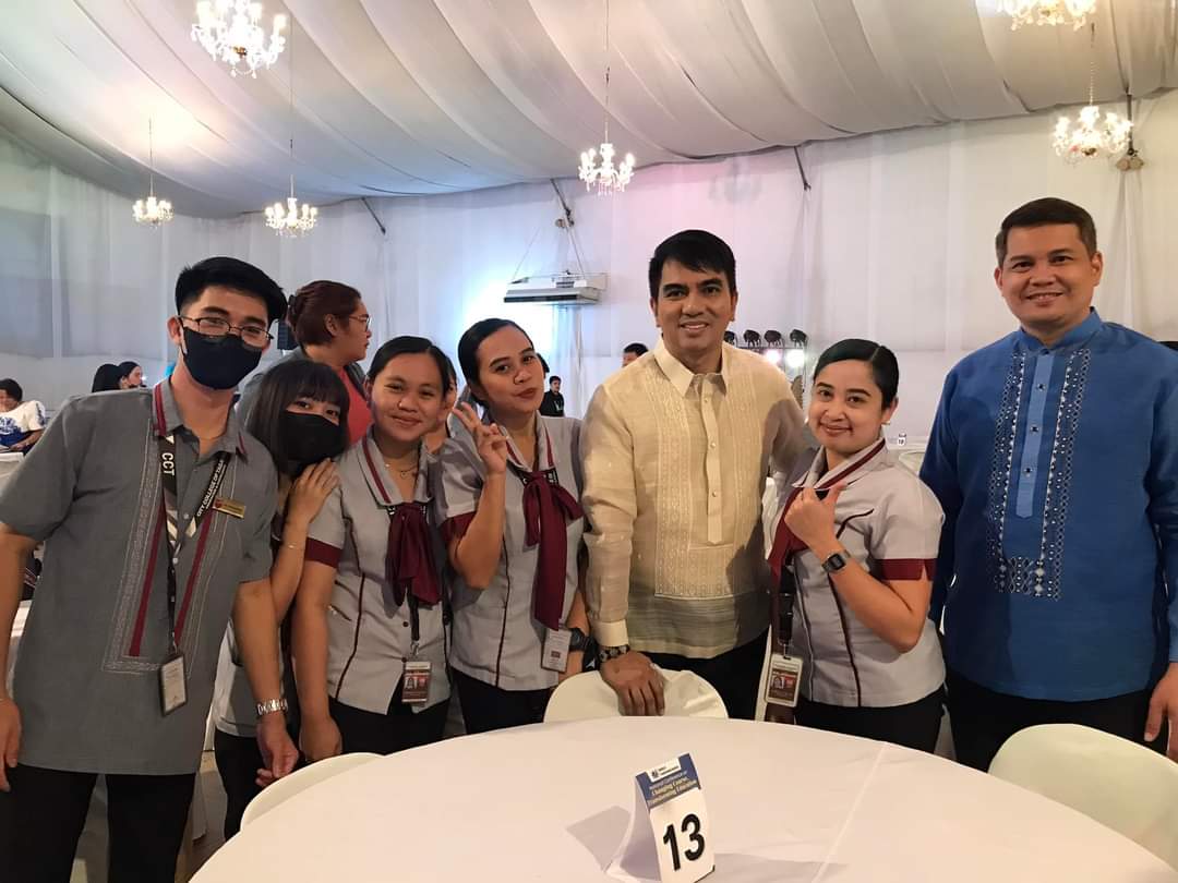 WUmbaad's tweet photo. #HappyBirthdayDrCarlBalita https://t.co/0FiOUAntOd