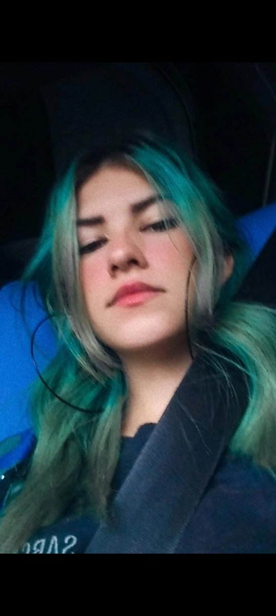 _Tirabassisz's tweet photo. A cada decepção, um cabelo diferente, ou um piercing, agora vai vir um piercing na boca https://t.co/ucVNqOPouW