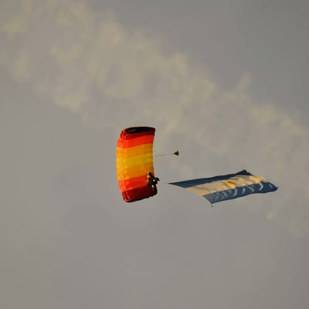 TurismoSanca's tweet photo. 8° Festival Aeronáutico "Sanca Vuela 2023" https://t.co/cpZl4vBLUh