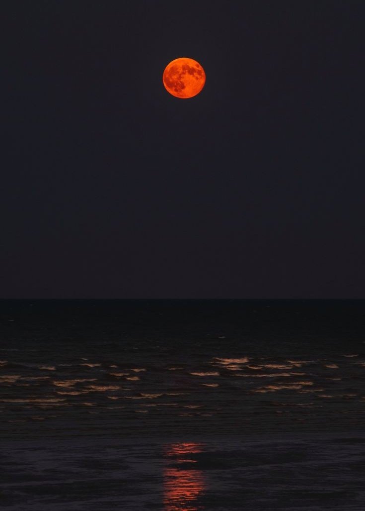 Moon on the beach.