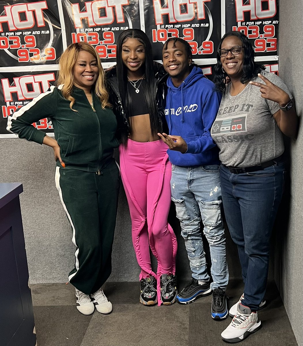 Exclusively Indy tweet media