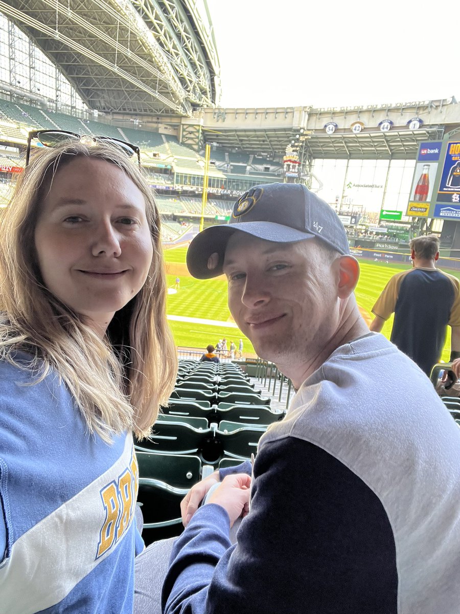 Hollydota's tweet photo. Happy Easter! #ThisIsMyCrew https://t.co/jgcWJfx8LK