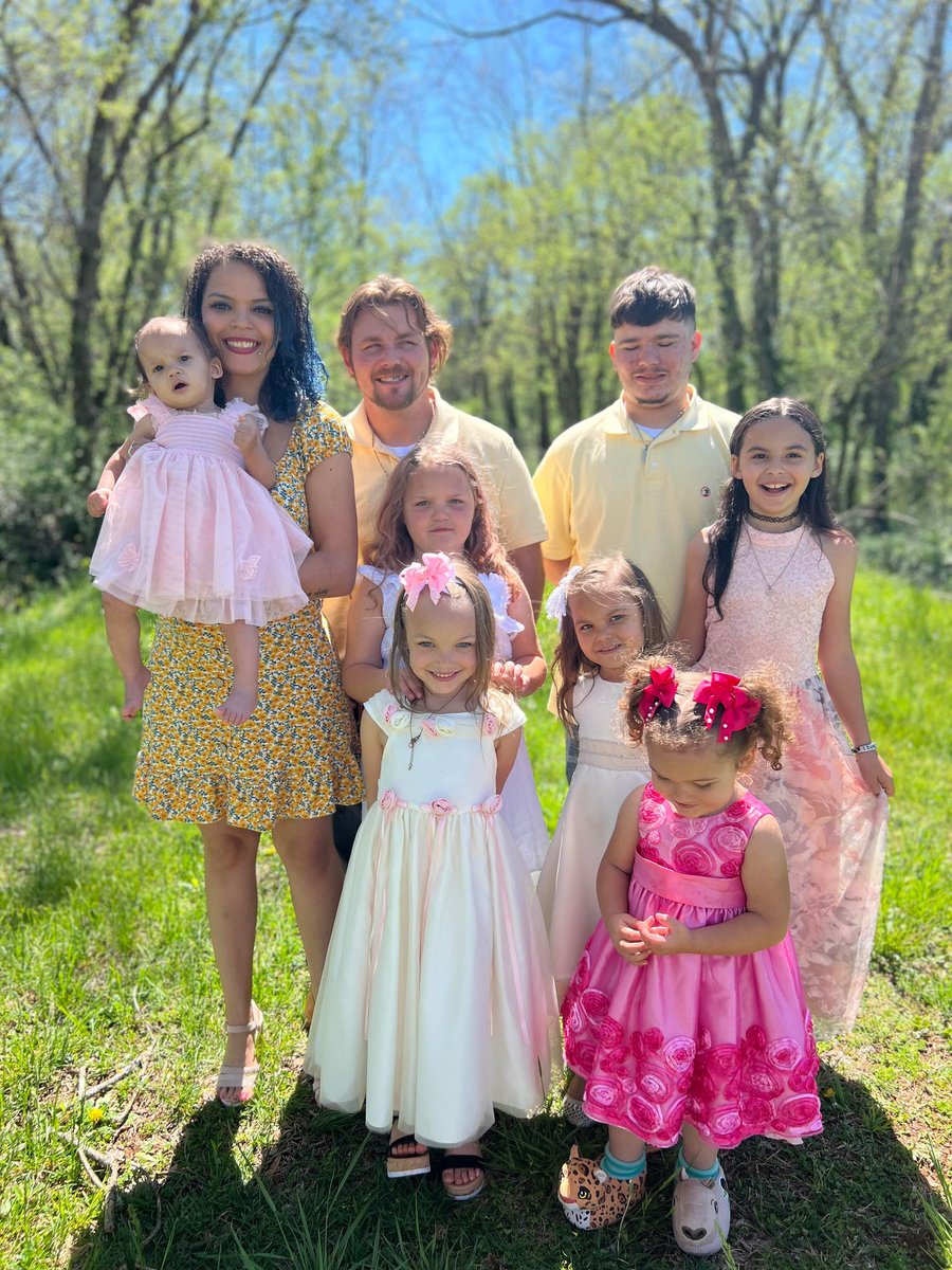 SherrillSarah7's tweet photo. Happy Easter! I mainly want you guys to check out Violets house shoes because even tho she had beautiful, sparkly, brand new Easter shoes, she chose to wear the house shoes she got in her basket 🤦‍♀️🤣🥰 https://t.co/HQW0HpzIXp