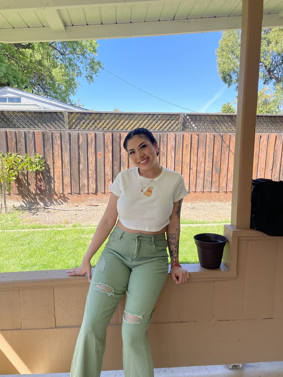 saucytoososa's tweet photo. In my prime🌞✨🪷🌱 https://t.co/GHoIaJogbg