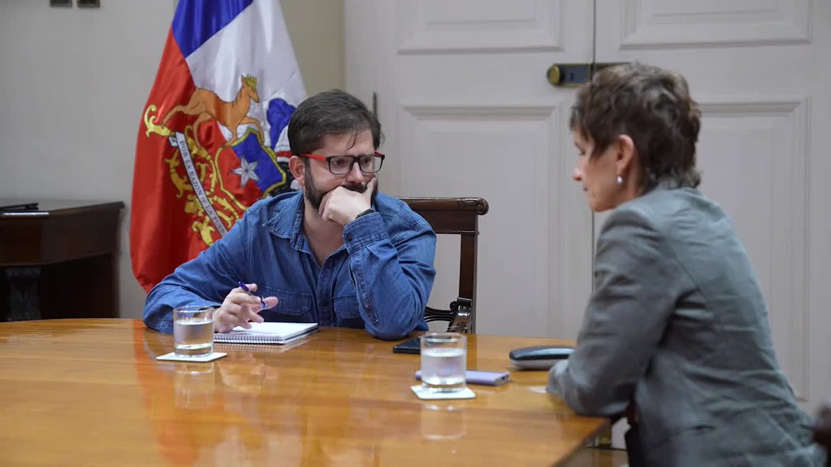 Informa_Primero's tweet photo. 🔴 Noticias en desarrollo, sí Carolina Toha,no Renuncia Mañana,el Marte o Miércoles le harán una Acusación Constitucional.😱 https://t.co/k5jDguq9pL