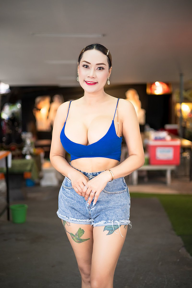 แวะ​มา​เจอกัน​นะคะ​เตี๋ยว​ดู​๋​ดี๋​จันท​นิมิต​ค่ะ​🍜🍜🍜🥰🥰