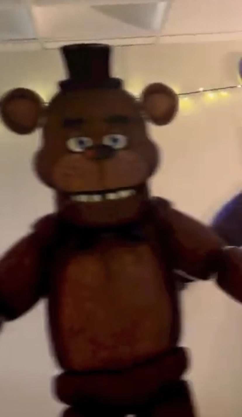 🏳️‍⚧️Silly Rabbit!!!!🏳️‍⚧️ (FNAF MOVIE HYPE) on Twitter "If these