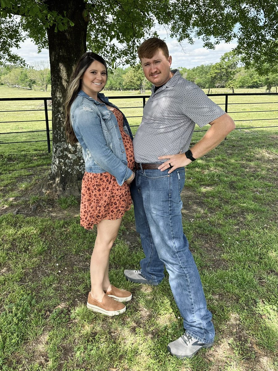 Last Easter as a family of two! 🐰💕🐣