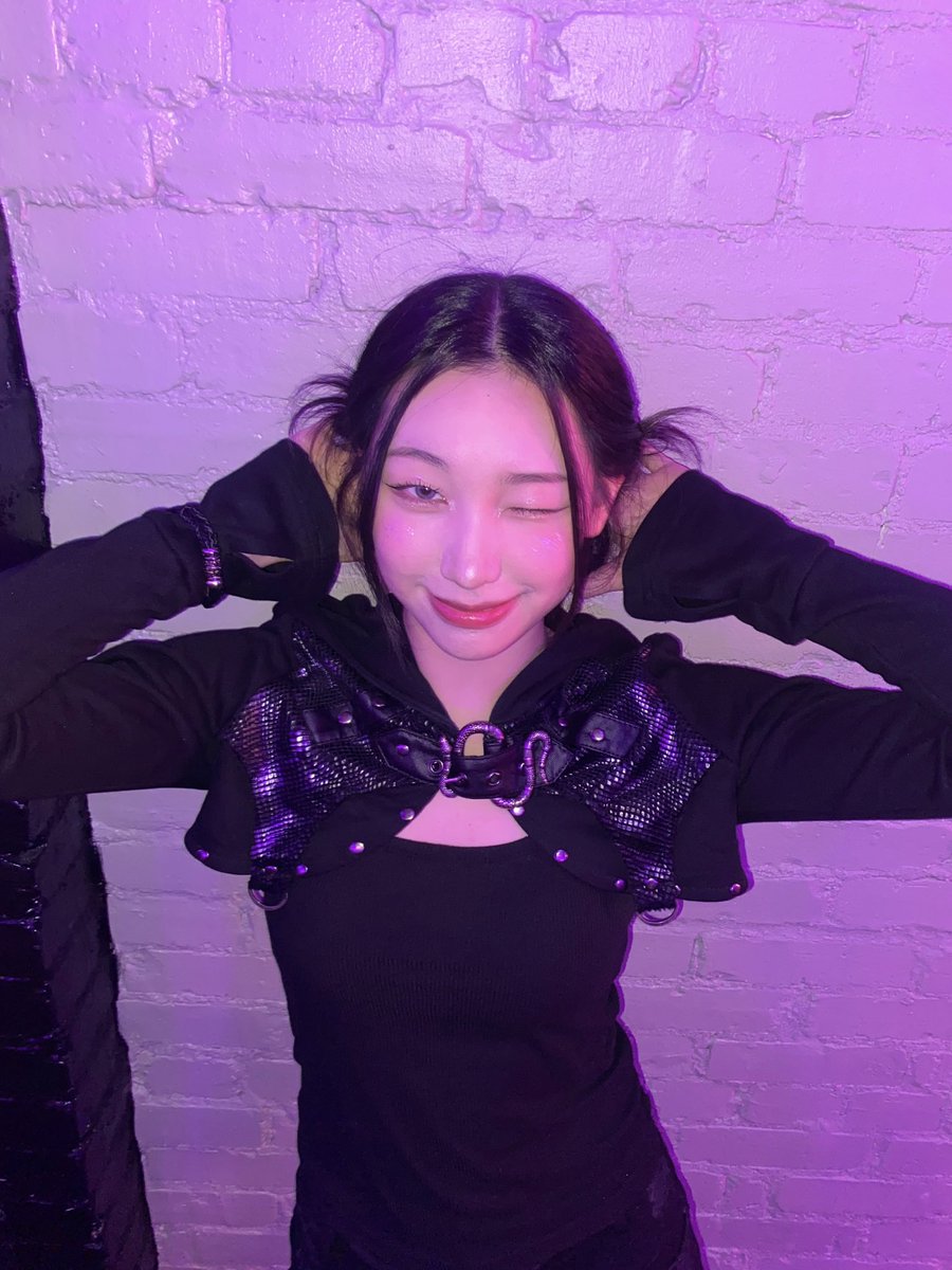 official_pixy's tweet photo. [#린지]

In #portland 💓

이번엔 귀욤깜찍하게 머리를 묶었어용 ㅎ,,
어때요 윈시들?!!! 😝
항상 곁에서 큰 힘이 되어줘서 고마워요
Love u x10393729297 🦖💓

#pixy #픽시 #winxy #윈시 #portland https://t.co/YCQrgWqwEF
