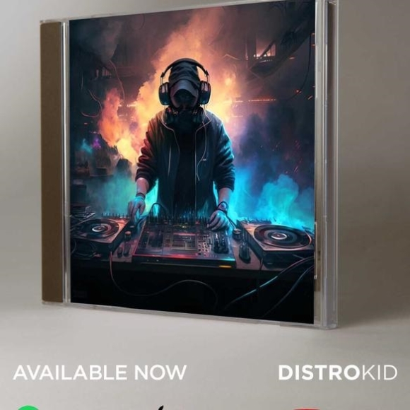 DJ Don Beerleone plays Afrobeat and EDM. The song "Drogba" is a mixture of it, Afrobeat meets House. DJ Don Beerleone is a Dutch national, living in Barnsley, UK.

Stream DJ DON BEERLEONE - "DROGBA":

Spotify: open.spotify.com/track/3kfpA3ZG…