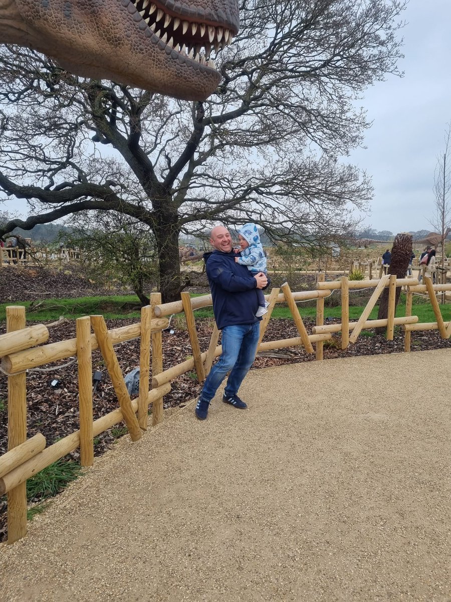 sc_timmy1180's tweet photo. Was an absolute geezer for 5 seconds! As soon as Tony T.Rex gave his roar he was not happy! #roryboy #familyday #myworld https://t.co/GPLcqj3vKC