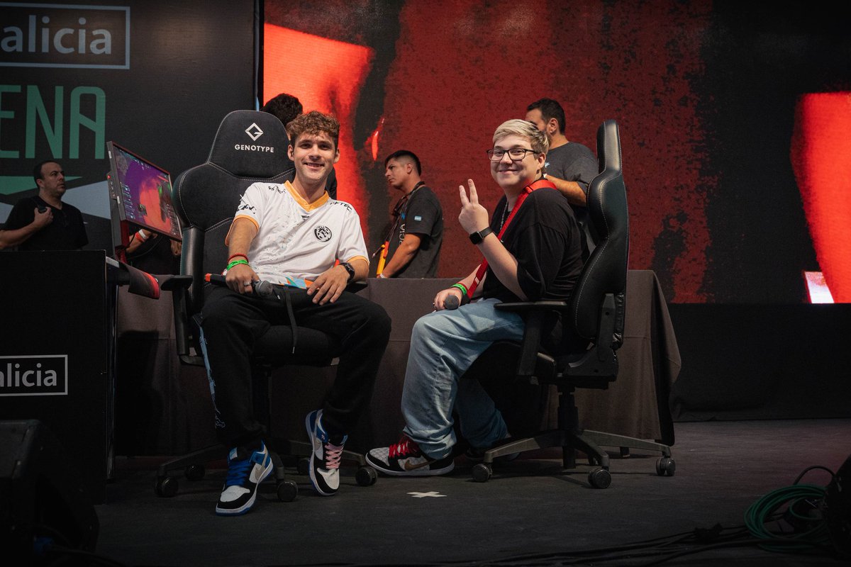 santiicaleffaa's tweet photo. #boffegp #agustingh #Gamergy2023 https://t.co/xr3mk4Jbr7
