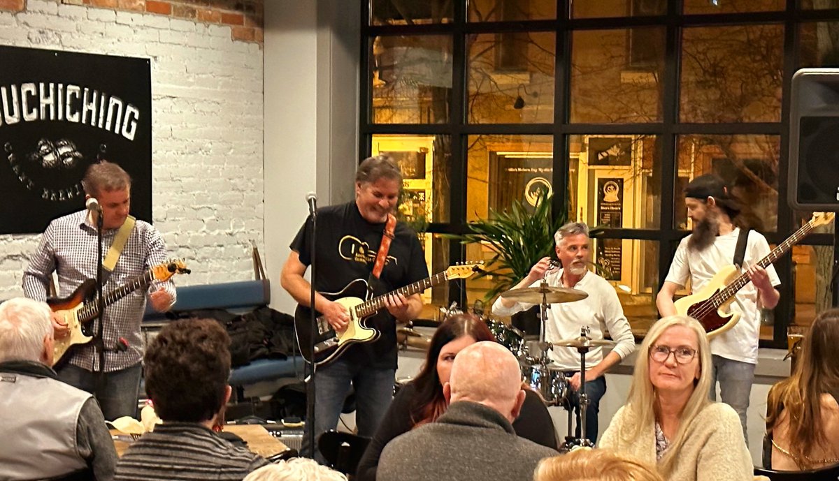 Thanks for another rockin' great night in the Taproom "Ronnie Douglas Band" 🎸🍻🤘
.
#livemusic #couchichingcraftbrewingco 
#brewery 
#Orillia