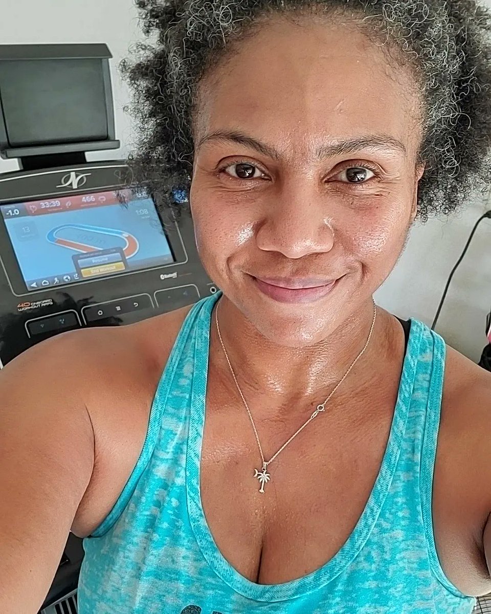crys1788's tweet photo. Today's workout activities... #run #runner #runnerscommunity #runnersofinstagram #runningmotivation #womensrunningcommunity  #garmin #garminvenu #garminrunning #garminfitness #garminwellness #beatyesterday #leagueofgarmin #zensah #teamzensah #zensahambassador #withoutlimitz https://t.co/yEr8MsHMwS