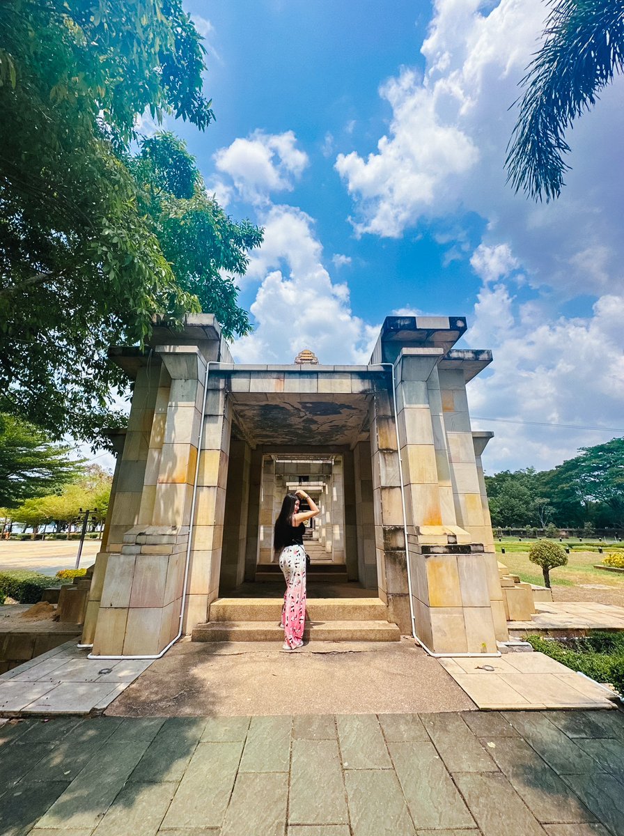 Tip_Diary's tweet photo. #SisaketAquarium #ศรีสะเกษอควาเรี่ยม #อควาเรี่ยมอีสาน #เกาะกลางน้ำ #เกาะกลางน้ำศรีสะเกษ #เกาะห้วยน้ำคำ #ศรีสะเกษ #จังหวัดศรีสะเกษ #เช็คอินศรีสะเกษ #รีวิวศรีสะเกษ #รีวิวที่เที่ยว #รีวิวที่เที่ยวศรีสะเกษ #ที่เที่ยวศรีสะเกษ #ที่เที่ยวจังหวัดศรีสะเกษ #TravelInThailand #Tipdiary https://t.co/Jo5pBdarqe