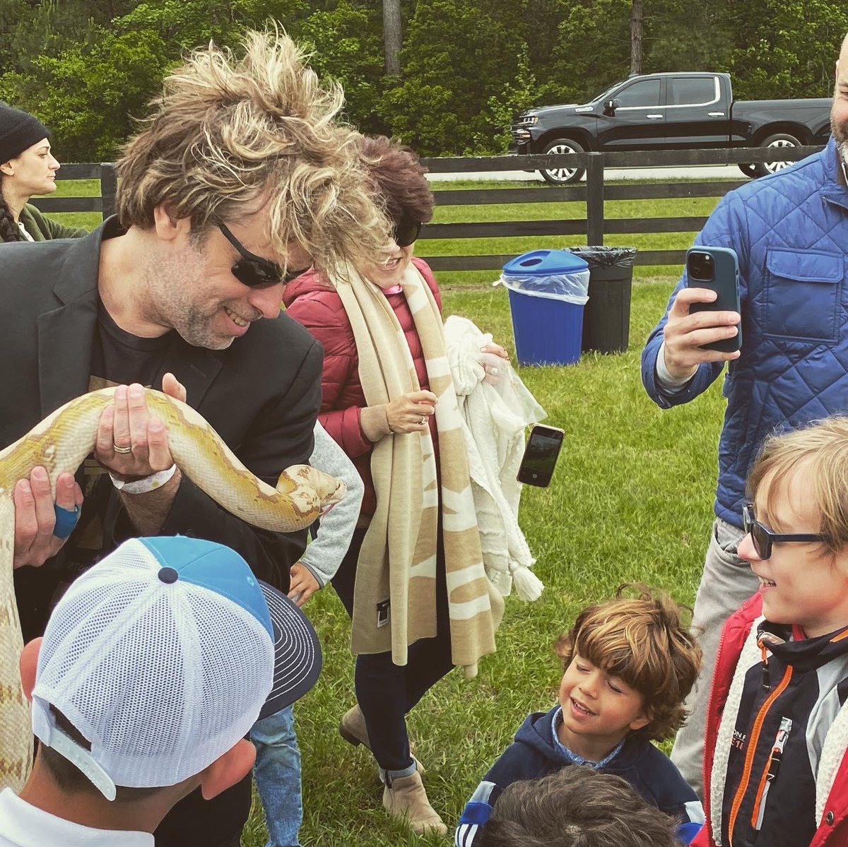 DVcomposer's tweet image. Say hello to my little friend. I met this big guy while in South Carolina.
#snake #SouthCarolina