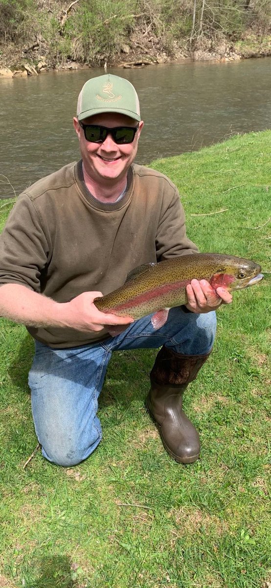 paboyzoutdoors1's tweet photo. Staffer Russ Scott caught another hammer of a rainbow in Armstrong County!
#trout #troutfishing #stcroixrods #stcroix #troutmagnet #dynamiclures #fishing #tightlines #stream #creek #paboyzoutdoors #whatgetsyououtdoors https://t.co/WPL7wvV2nP