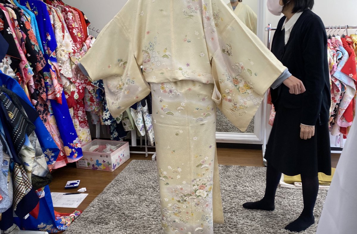 chikageten's tweet photo. 今���は入学式!
#下関
#レンタル着物
#貸衣裳下関
#着付
#ヘアメイク https://t.co/yUQDa3UEE1