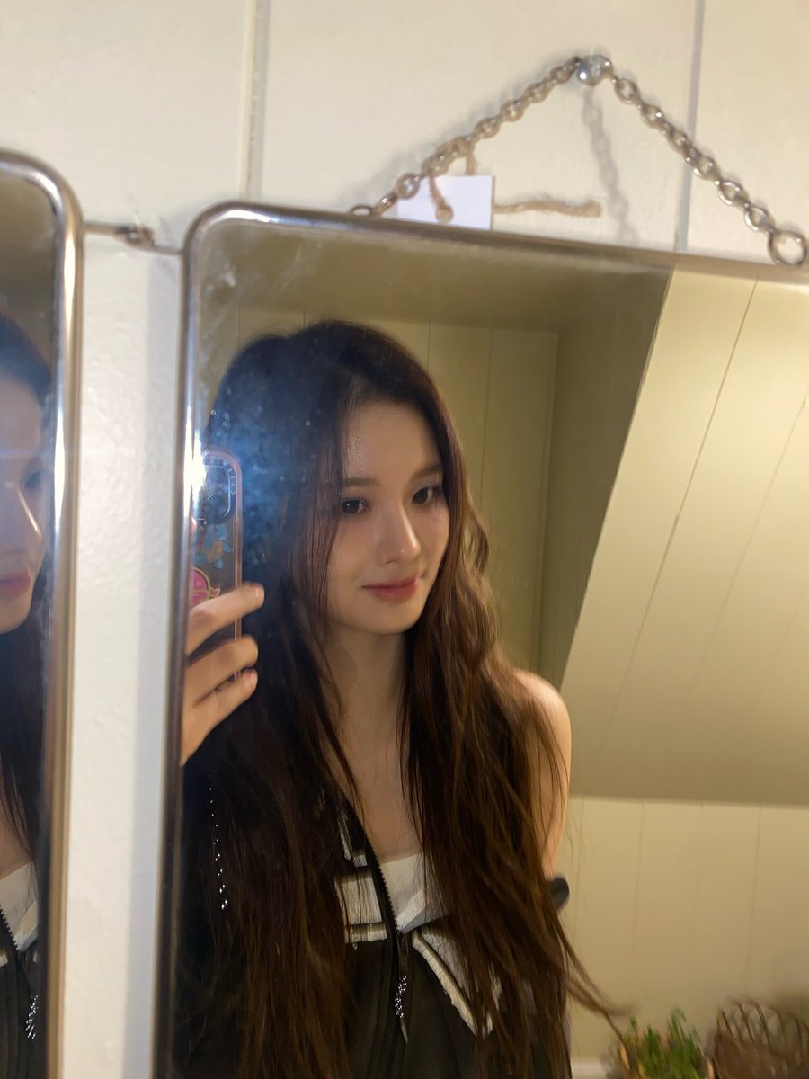 fktakaya's tweet photo. ㅤ ✯ 🫧 ⌣ ` 𝗻𝗲𝘄 ˖ ◌ 𝗉͟𝗈͟𝗌͟𝗍 . #PartyVR ⊹ @reveuseact ࿐ ˚.
llegando y esas cosas que hacemos las lindas https://t.co/LYFC2h3w95