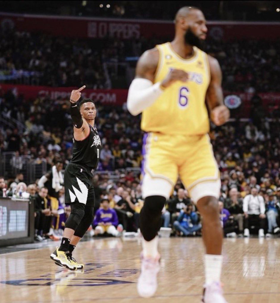 _r0b94's tweet photo. @trevorlane Every game they lost to the clippers https://t.co/Iv2z8DTjJD