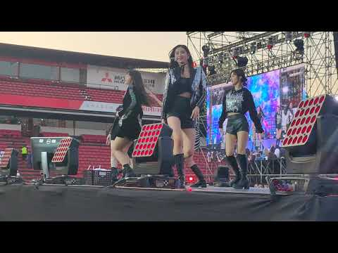 egzvxzy's tweet photo. EVERGLOW #SoundCheck_Th
▶️https://t.co/swx2UMVTHe
▶️https://t.co/iJJ38gXCdf
▶️https://t.co/FgnzoRKote
#EVERGLOW #에버글로우
@EVERGLOW_twt @EVERGLOW_STAFF https://t.co/dWgIRFevUE