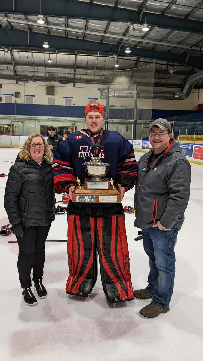 CarsonCbrown's tweet photo. Proud of this guy, OMHA Champs #redhats 👍 https://t.co/LWQ4Fz4MR6