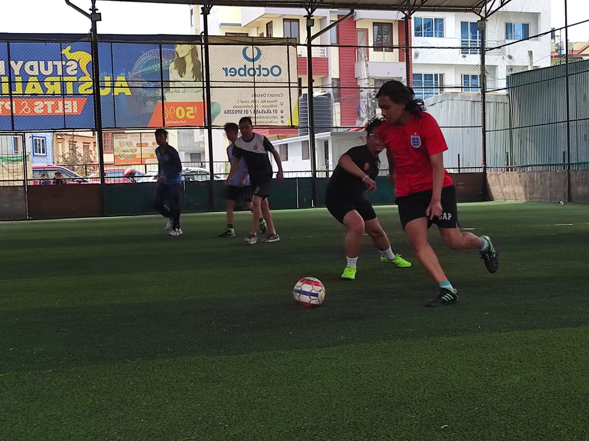 rackathmandu's tweet photo. Rotaract Clubs of Kathmandu &amp; Rotaract Club of Patan Durbar Square organized a fun-filled fellowship futsal event at Imadol Futsal on 1st April 2023 with participants from multiple clubs. Thankful for everyone's active participation! 
#Rotaract
#Futsal 
#InspiretoAspire https://t.co/4FXBLrvy4a