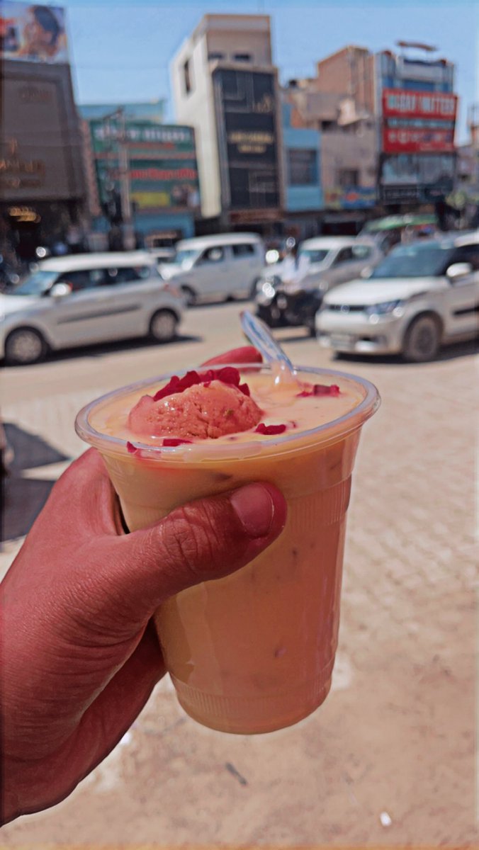 Very good morning guys

Srry been busy with life
Wsnt able to tweet