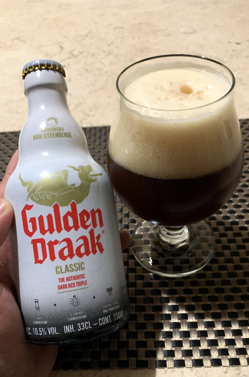 De Bélgica🇧🇪 
Gulden Draak Classic. 
#Beer #Cerveza #BelgianBeer #BeerTime #BeerLover