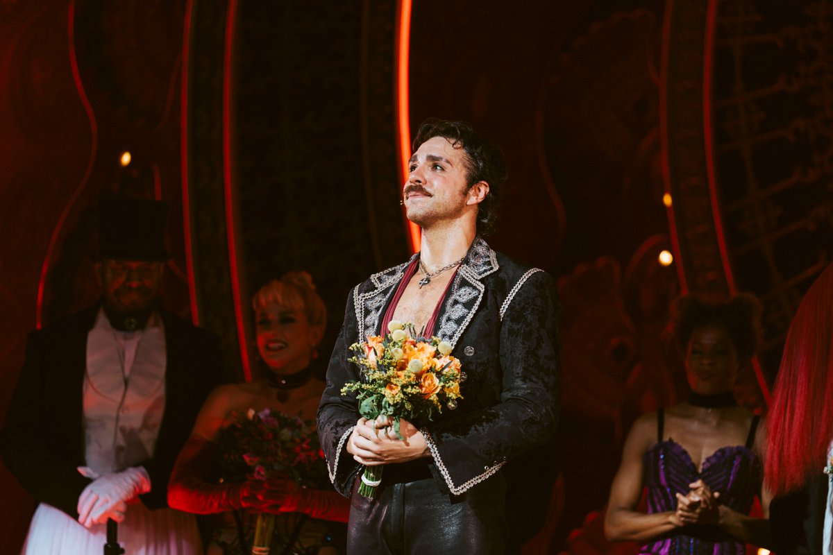 MoulinRougeBway's tweet photo. How wonderful life is with you all in the world. Until next time, you gorgeous creatures. https://t.co/0hphnA99B6