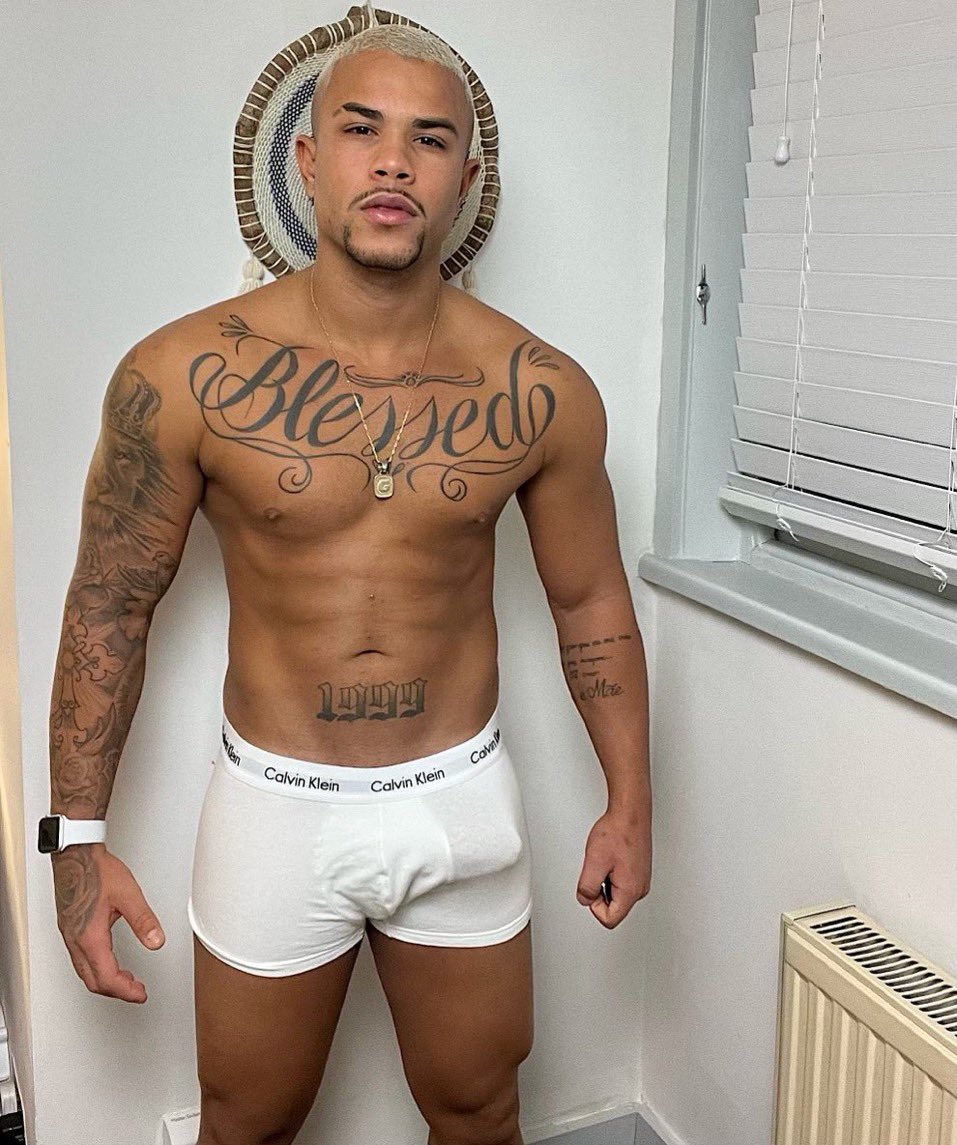 gostoso 🔥🔥 <a href="/feliipecarioca/">Felipe Hung🇬🇧 I REPLY ON OF DM MY FOR COLLAB</a>