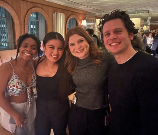 Jgroffdaily (Jonathan Groff news) tweet media