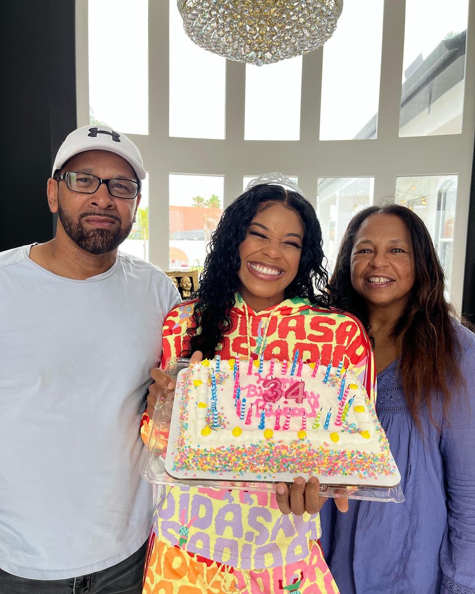 Bianca Belair tweet media