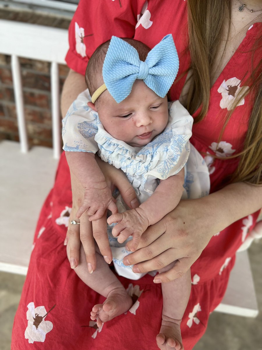 Taylor7stephens's tweet photo. Hallie girls first Easter💙 HE IS RISEN! https://t.co/vl0gIxgavR