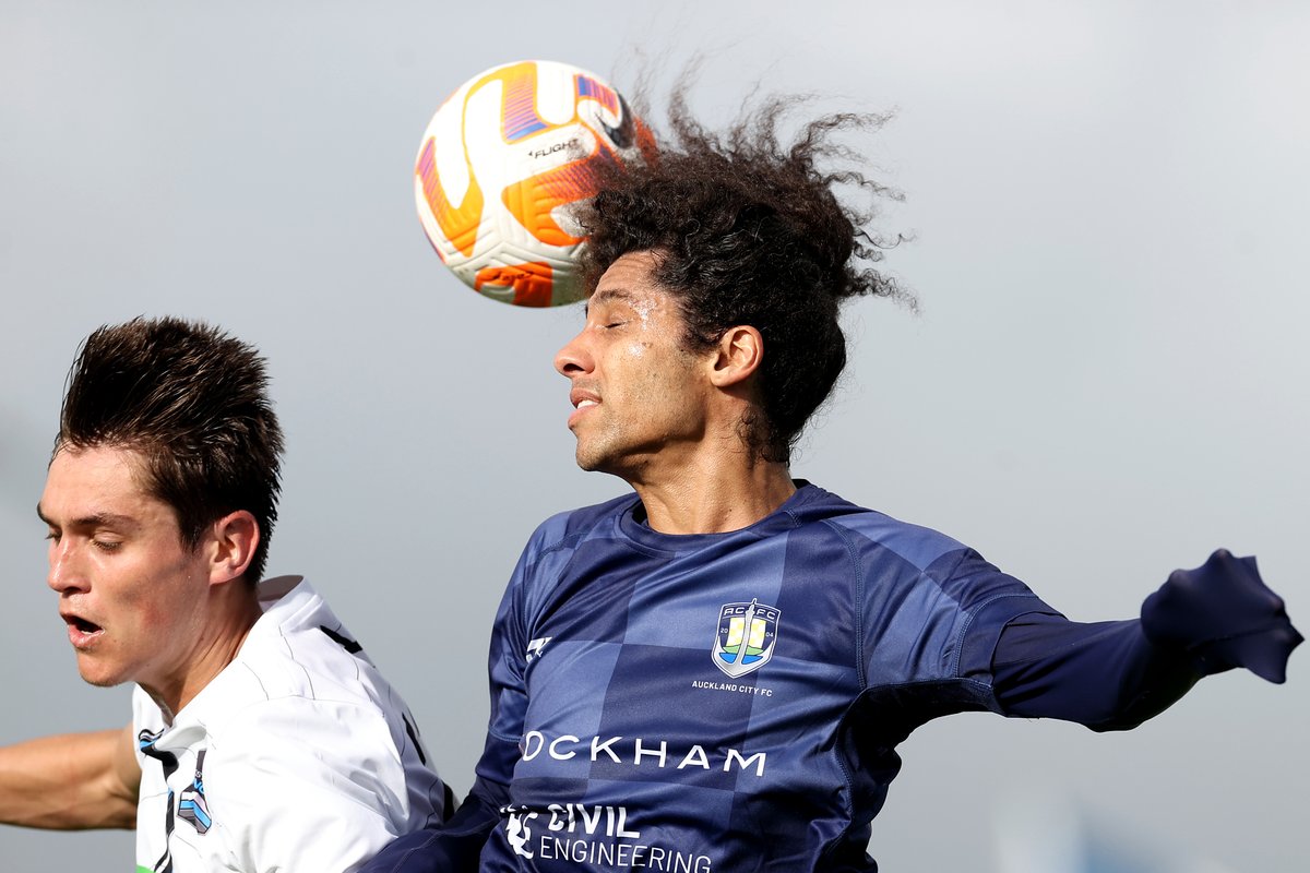 AucklandCity_FC's tweet photo. 📷 | 𝐇𝐀𝐋𝐅 𝐓𝐈𝐌𝐄 𝐆𝐀𝐋𝐋𝐄𝐑𝐘 

Best of the action from the first half courtesy @PhototekNZ  

#StrengthInUnity #ACWR #NZNationalLeague https://t.co/kRahgL28yO