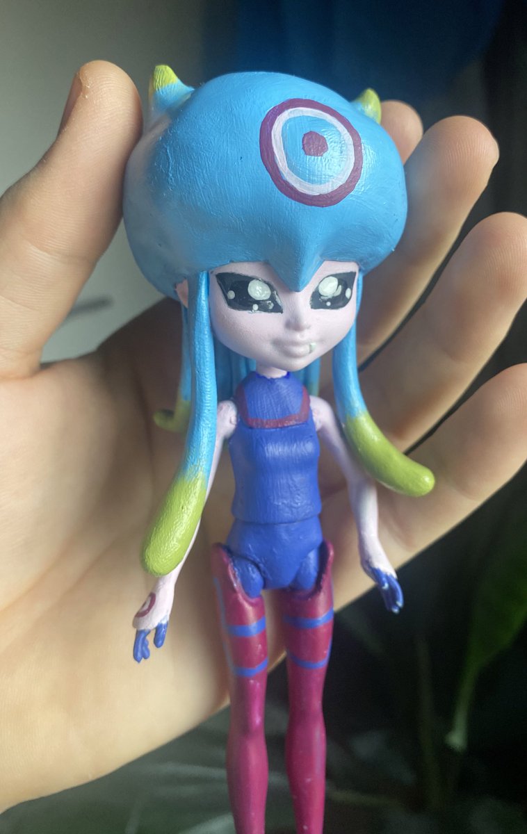 digidolls_es's tweet photo. Ya acabe con esta preciosidad. Súper contento con el resultado de la señora Jellymon 🐙💕 estoy muy viciado a GhostGame, no descarto que se venga alguna figura más. #Digimon #DigimonGhostGame #digimonadventure #digidolls #digimonfanart #digomonseekers #jellymon #repaint #custom https://t.co/DB177us8MA