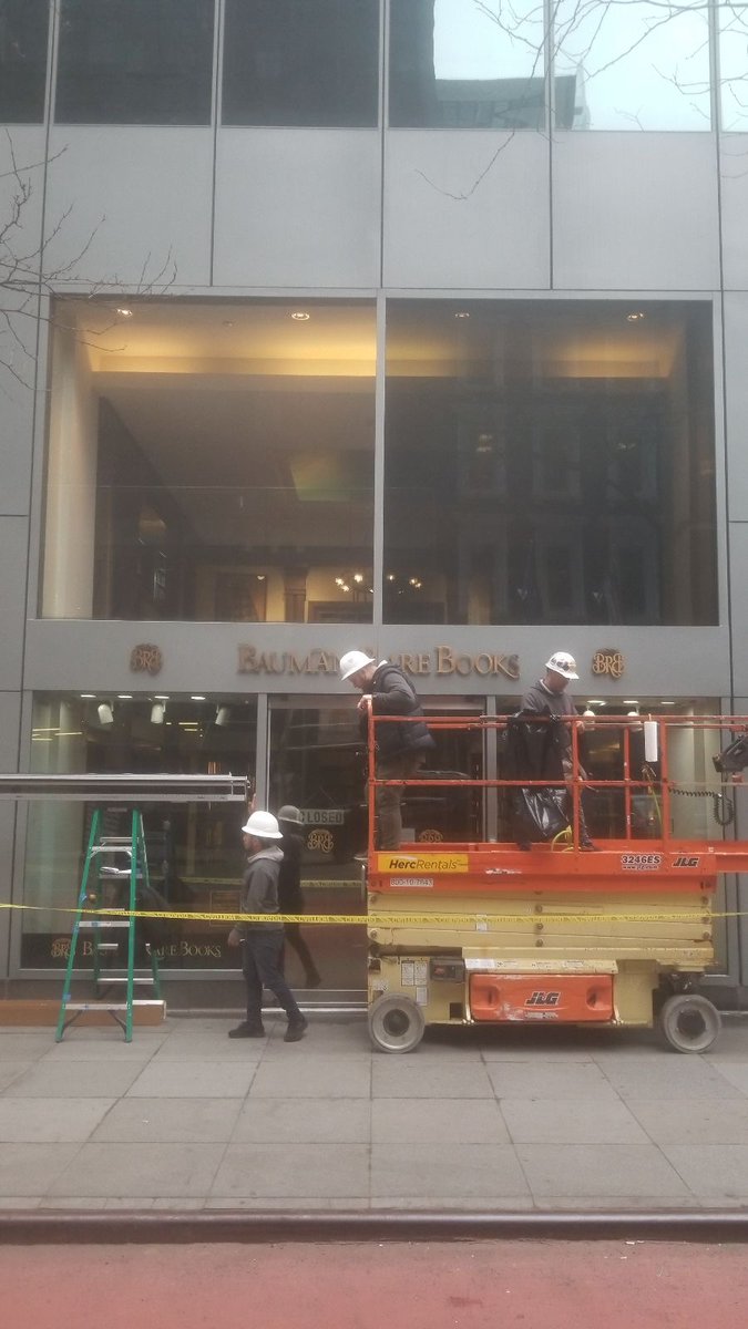 getLayr's tweet image. Loved this recent #midtown #nyc #windowfilm project for a leading rare book dealer!  Excessive ☀️ heat, glare and fade called for 3M Prestige 20 Exterior, one of the stronger sun control films on 🌍.  Seamless execution by our installers 🦺 🚧.  Appreciate the kind words!  #layr