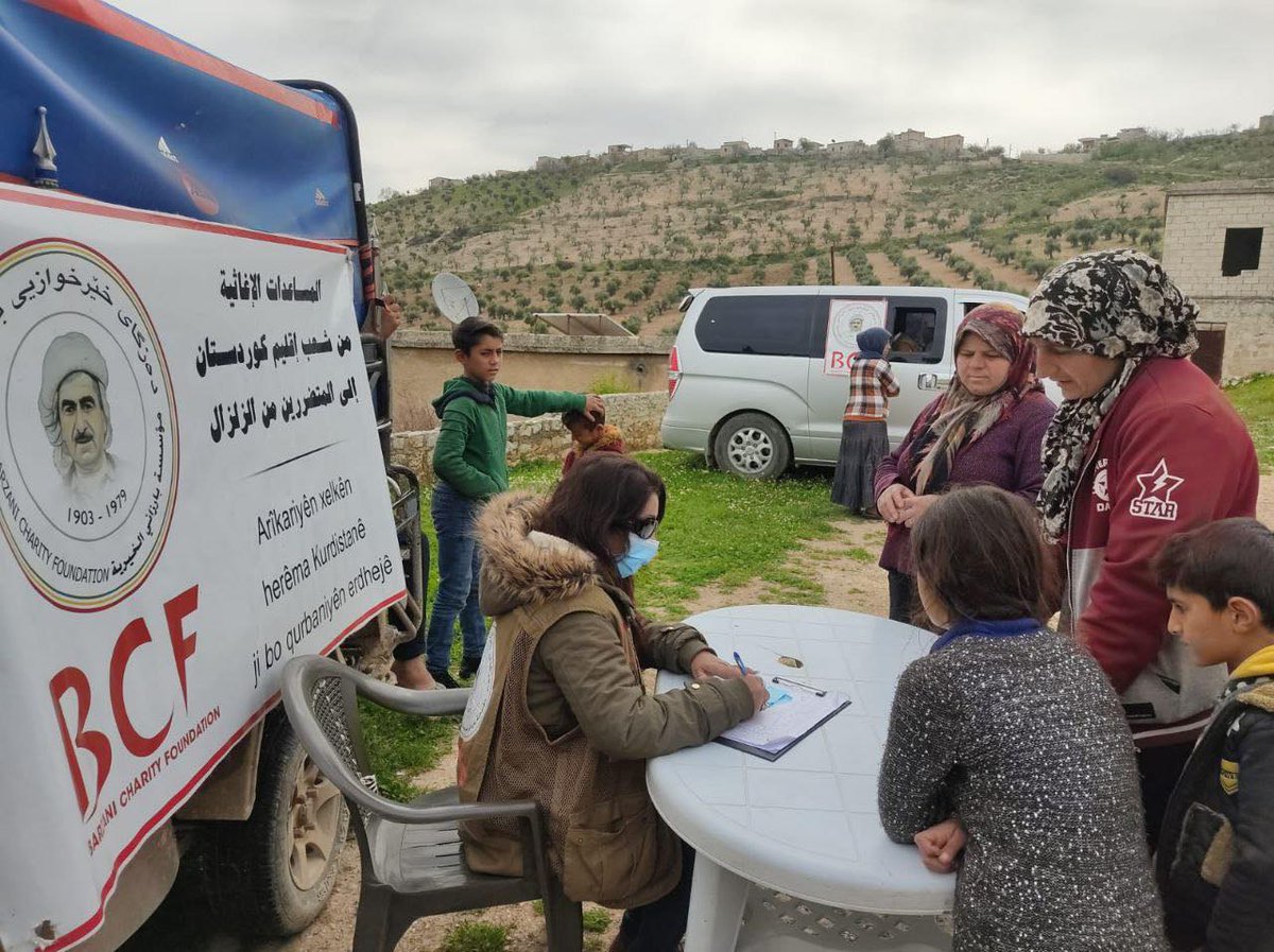 DarkaMaziTurkce's tweet photo. #Barzani Yardım Vakfı #BarzaniCF #Efrin'deki çalışmalarına devam ediyor.
Dün #Mabata ilçesinin Koruka Faqani ve Koruka Tahtani köylerinde sürekli ilaç kullanması gereken hastalara ilaçları verildi. Ayrıca ambulans hastane ile hastalar muayene edildi. https://t.co/tBa4YxW7Vd