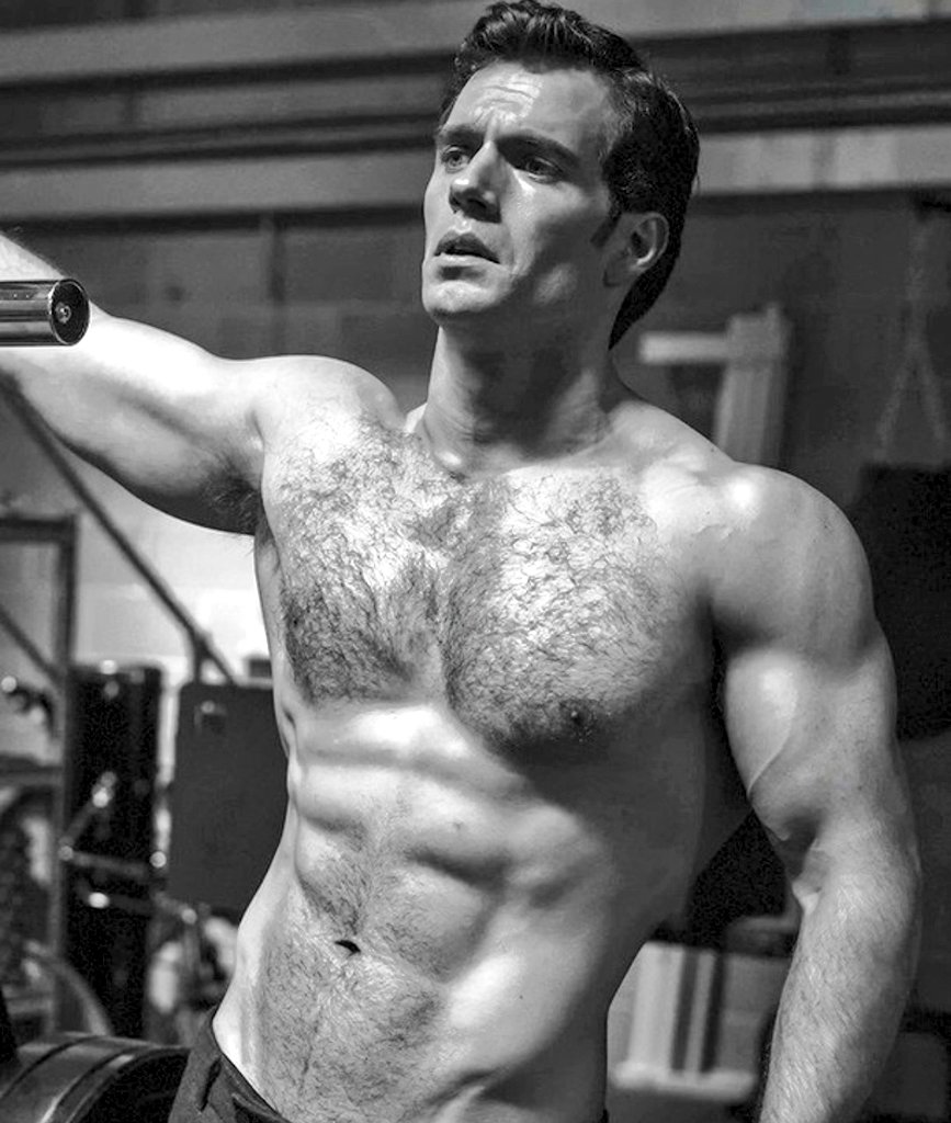 The only hairy person I like in the world is Henry Cavill