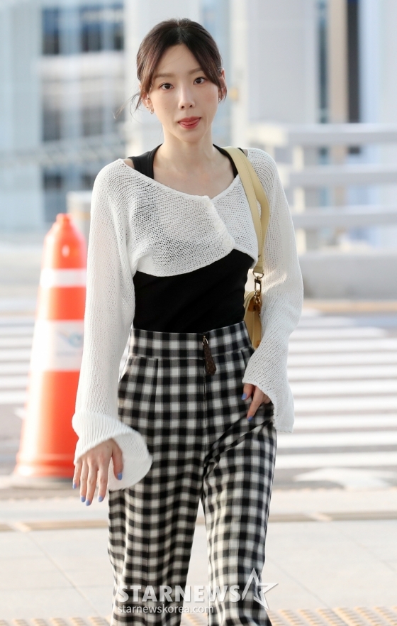 309KTYSS's tweet photo. 230410 Incheon Airport to Manila 🇵🇭 (© Press) - 1

#Taeyeon #태연 @TAEYEONsmtown https://t.co/YQE8ysFepc