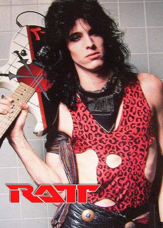 Happy birthday WARREN DeMARTINI!!
(April 10, 1963)
Guitarist for RATT (\83-\18), Whitesnake (\94-\94) 