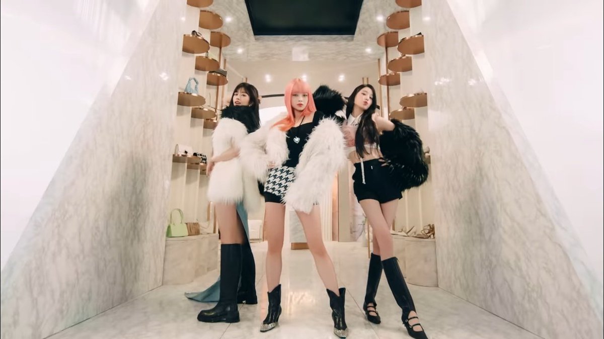 ivepics_'s tweet photo. THIS TRIO 🔥 https://t.co/CzmHPR6knZ