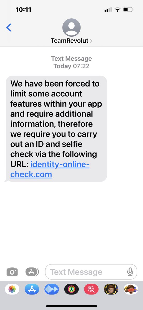 richarddaly's tweet image. Don’t click on the links in text messages folk - here is a good example of a fake SMS posing as @RevolutApp #SMS #SMSFraud