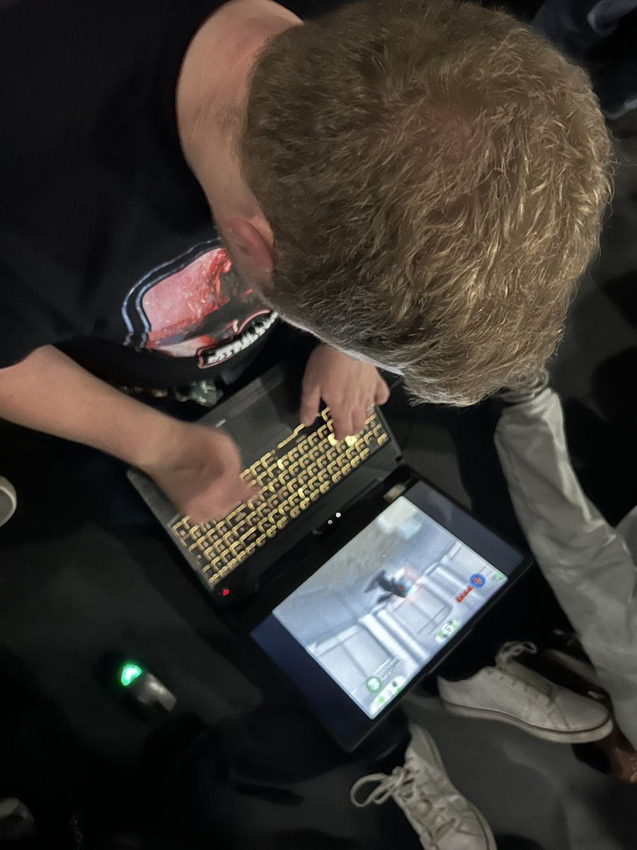 Brian’s game of choice is Lego StarWars The Complete Saga! Better than playing queue simulator all day 😂 #YesSWC2023 #StarWarsCelebrationEurope #StarWarsCelebration2023 #StarWarsCelebration