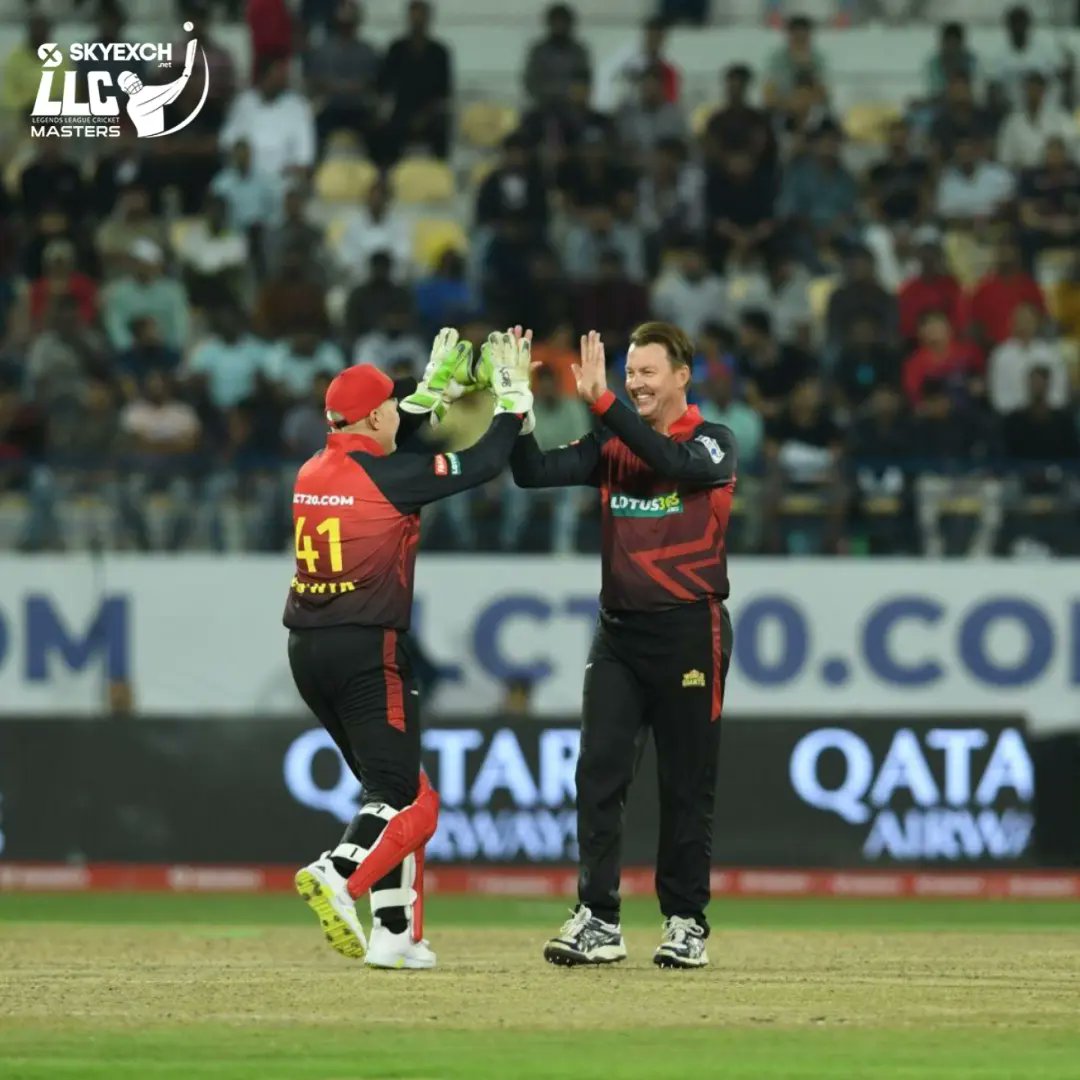 World Giants tweet media