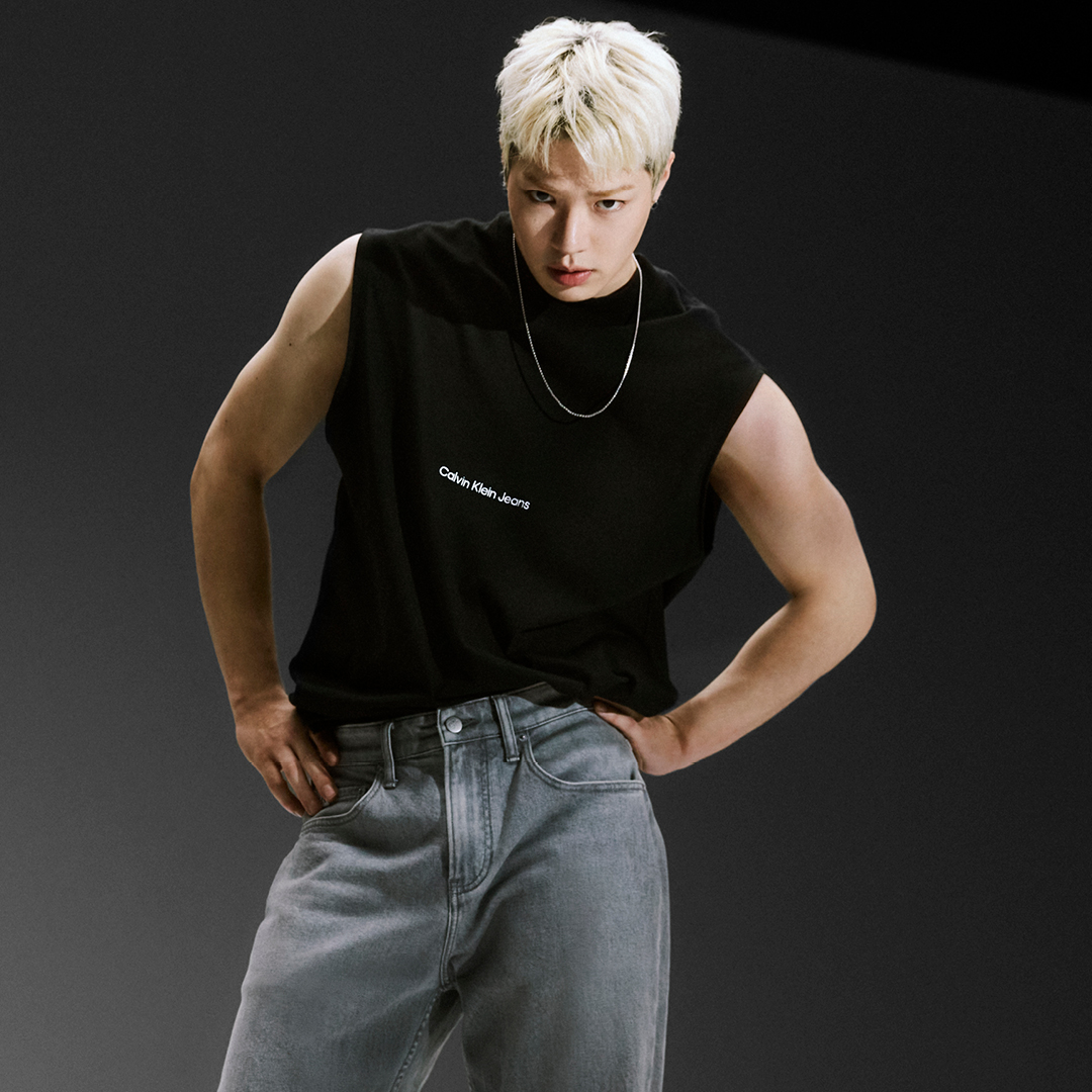 CalvinKlein__JP's tweet photo. GEMINI／ジェミニは準備万端。
あなたの準備はいい？

Get inspired #mycalvins  
Shop Now：https://t.co/GF1QzOxXX4 https://t.co/i5h7bpDy6b