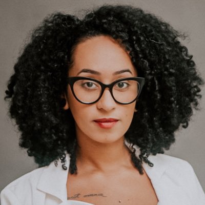 Novos tempos, com novos desafios, pedem uma foto #NovaFotoDePerfil, certo? 🙂

Foto: Stella Pinheiro