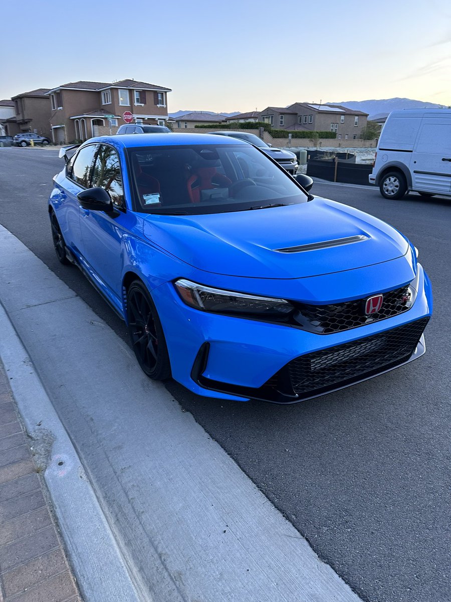NOONERS7's tweet photo. @JohnCena hey I have a Type-R like you .I love it , cause it has Tech, it's powerful, and it's realizable.#vtechclub https://t.co/56GbE4V2Vs