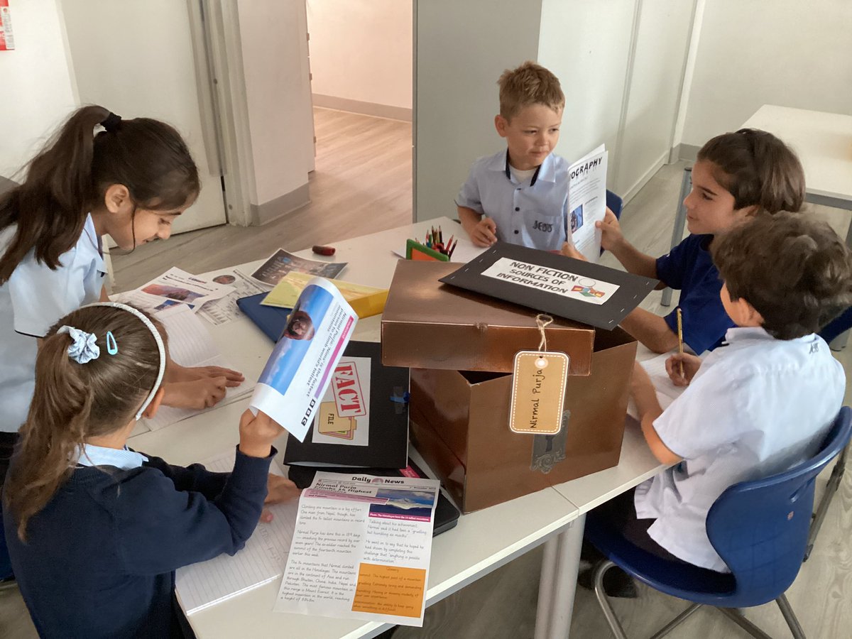JESSPrimaryYR3's tweet photo. We have had a great start to our Explorers theme by learning to take notes on our 4 focus explorers for the term. We found artefact boxes in our classroom full of photos, maps and non-fiction sources of information. We can’t wait to find out more! #JESSPriEnglish @JESSPrimary https://t.co/I99OBp3S6p