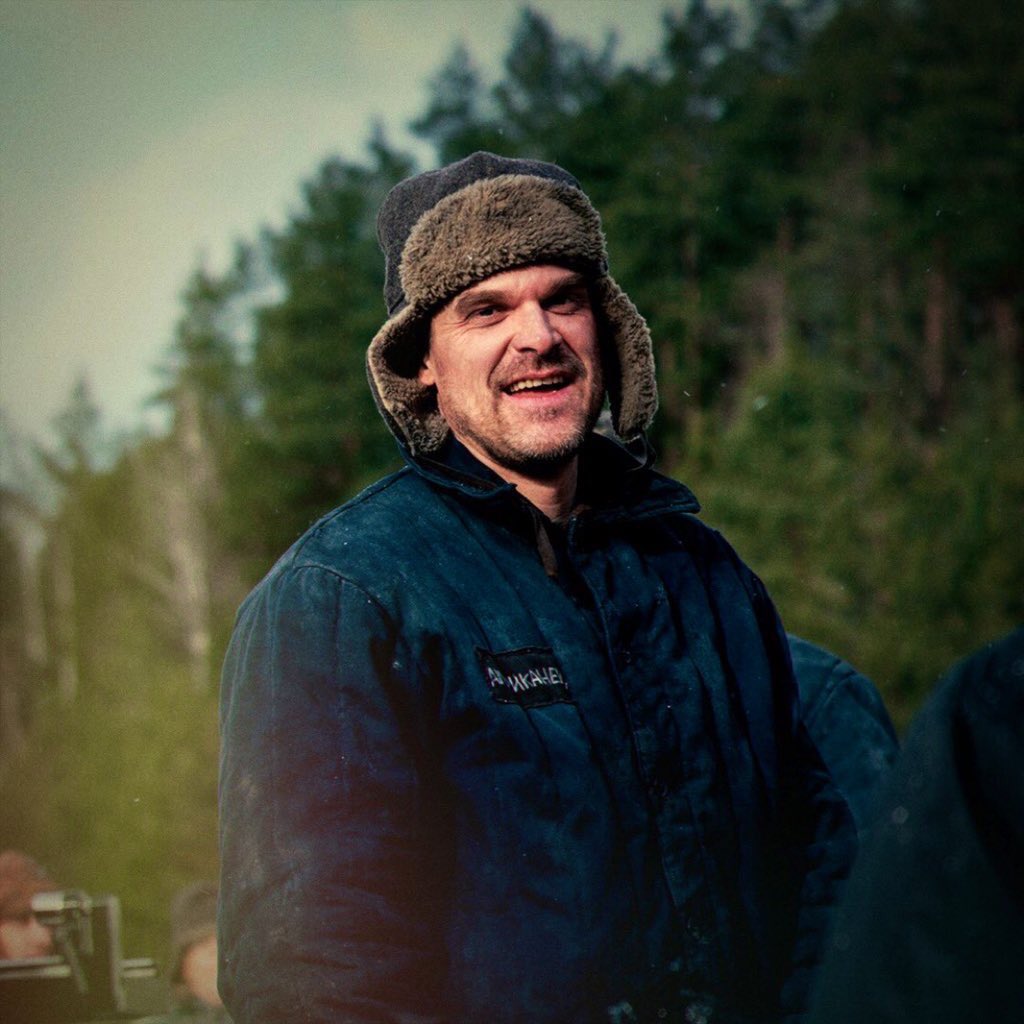 HAPPY BIRTHDAY TO THE ONE AND ONLY DAVID HARBOUR 